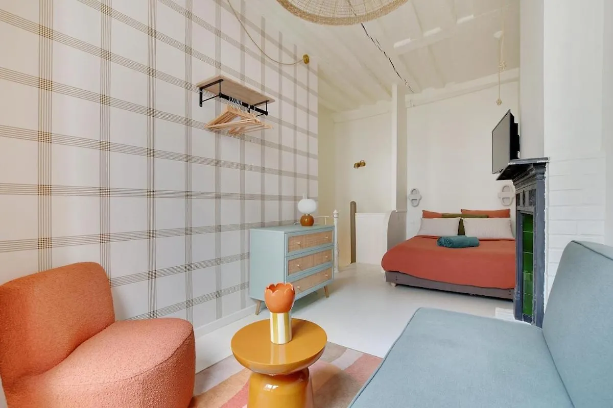 Apartment La Petite Maison Du Marais Avec Sauna Paris