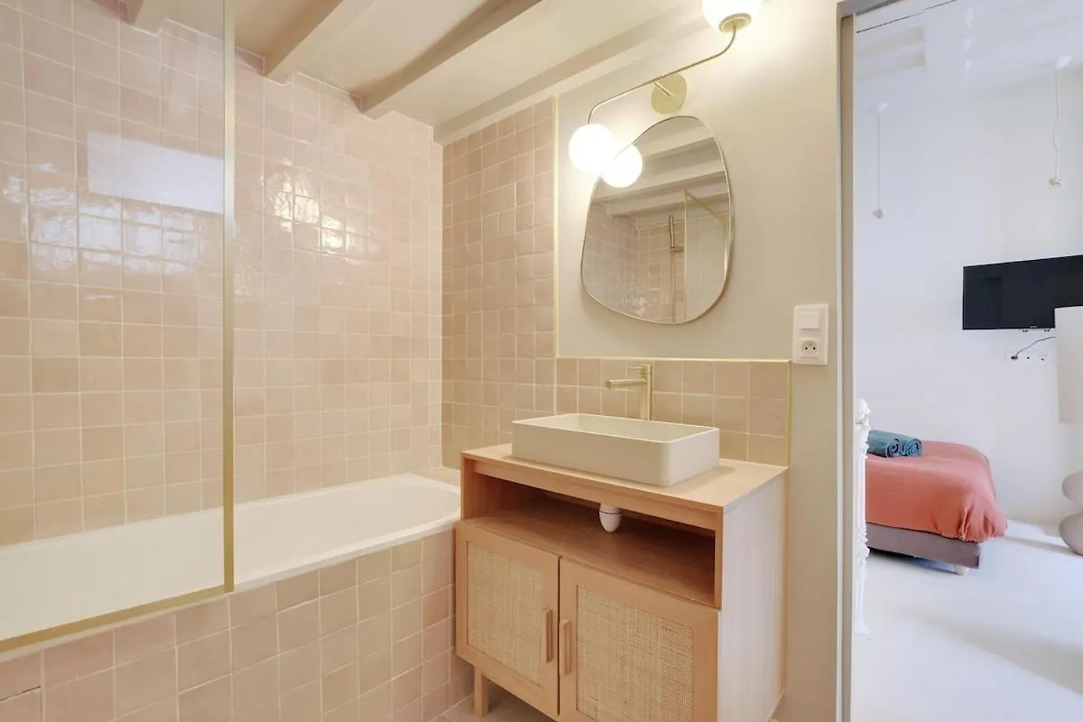 La Petite Maison Du Marais Avec Sauna Paris Frankrig